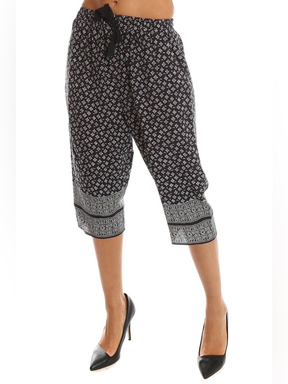 Sea New York Black & White Printed Cropped Pull-On bermudas 4 elastic waist